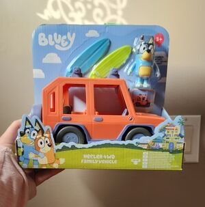 Bluey Family Jeep 4wd Family Vehicle Toy